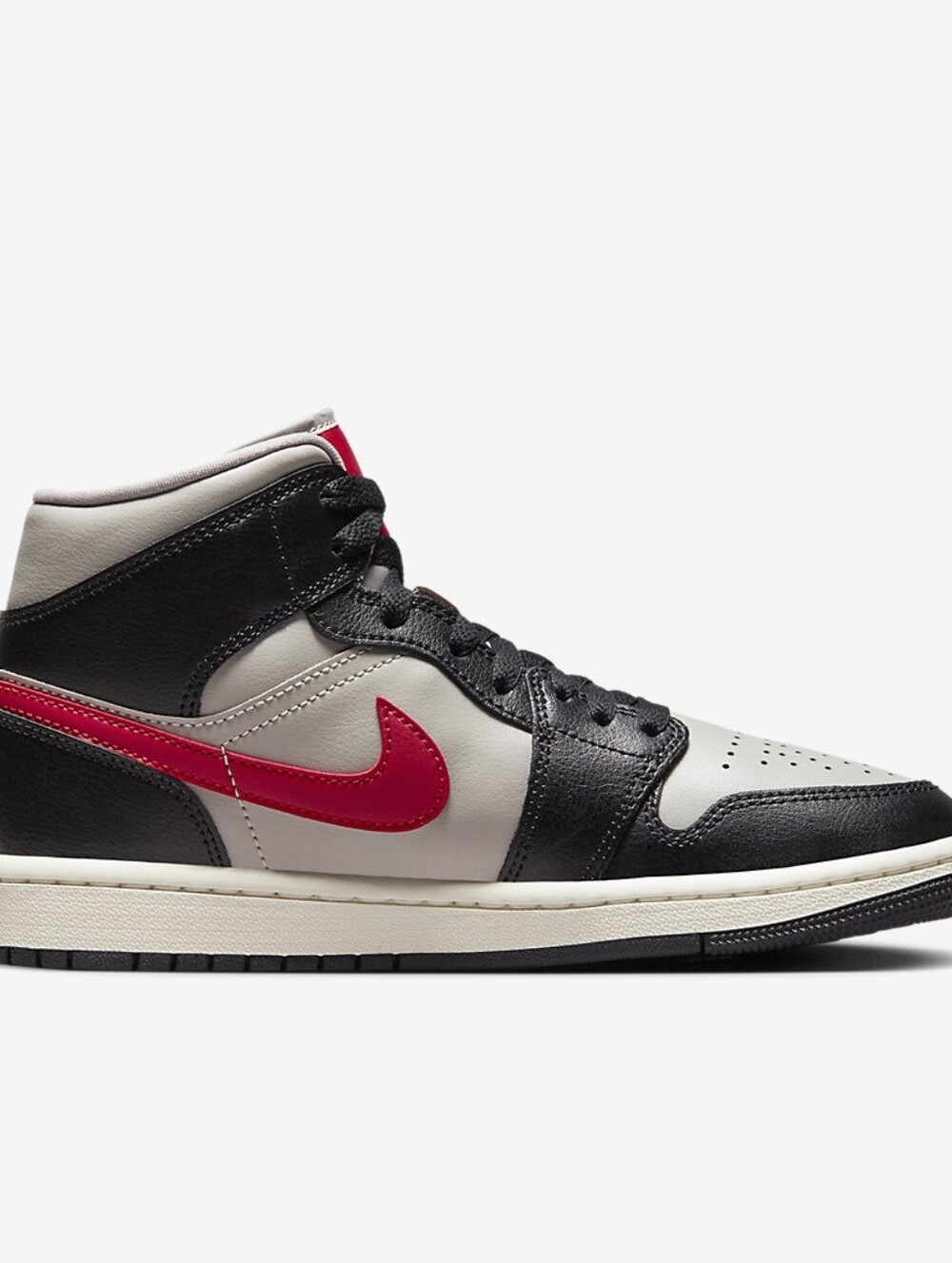 Nike Mid-Top Sneakers - Black/Gray/Red Swoosh
